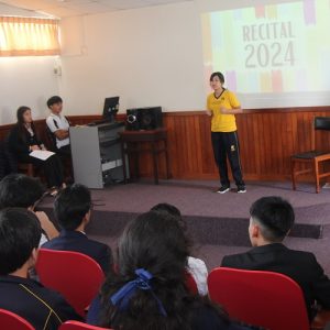 4to. grado de secundaria – Recital: «Voces en Escena»