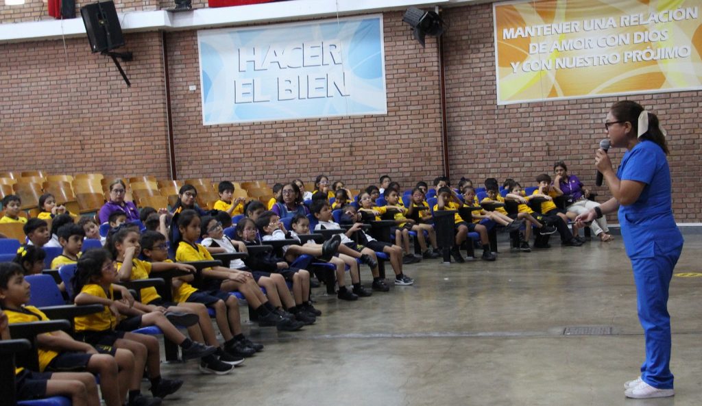 Juntos contra la anemia: Charla preventiva para estudiantes de Primaria y Secundaria