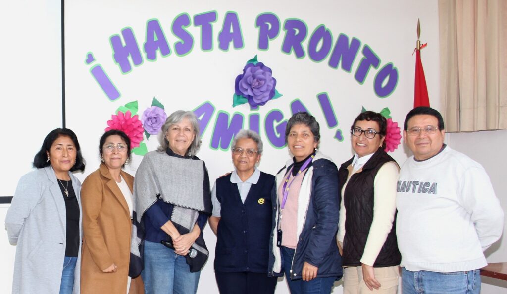 Un adiós con gratitud: homenaje a Miss Cristina Soto por sus 31 años de servicio