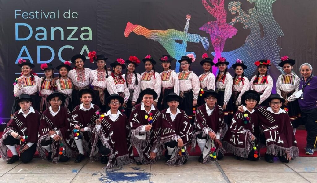 “Chaccu de Vicuña”: Nuestro Colegio celebró la cultura andina en el Festival de Danzas ADCA 2025