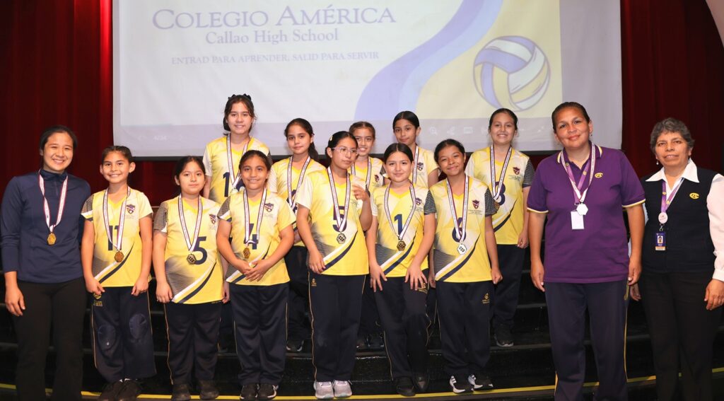 Colegio América del Callao realiza ceremonia de clausura del Campeonato de Vóleibol – ADCA 2025 – Categoría Infantiles